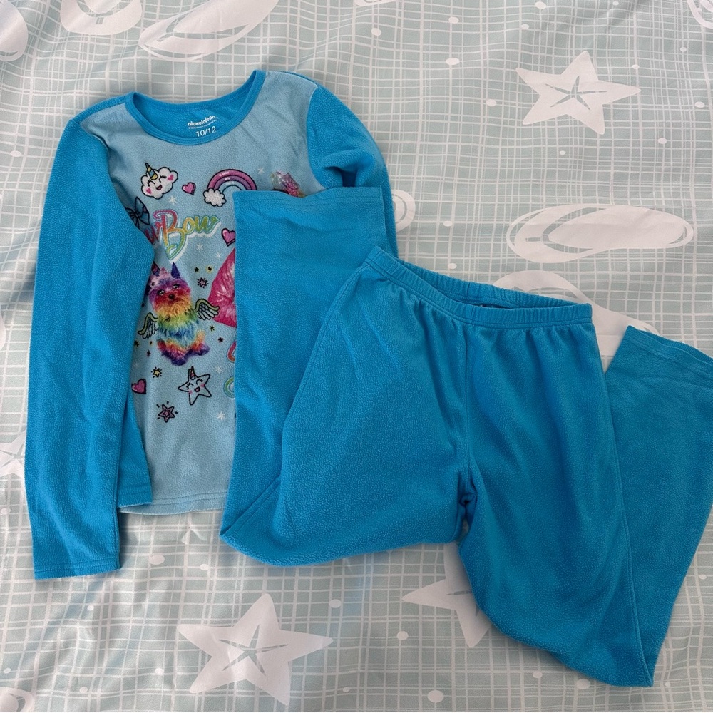 Girls’ JoJo Siwa pajamas